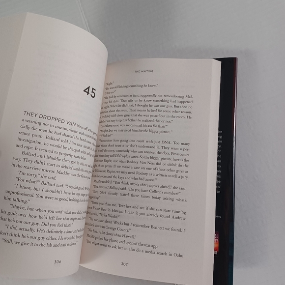 Michael Connelly The Waiting Book NEW Hardback A Ballard & Bosch Novel -English - Picture 6 of 15